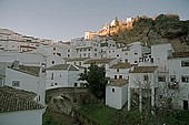 Setenil de las Bodegas 